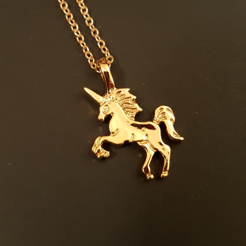 LAST 1! ❤Gold Unicorn Necklace - Picture 3 of 4